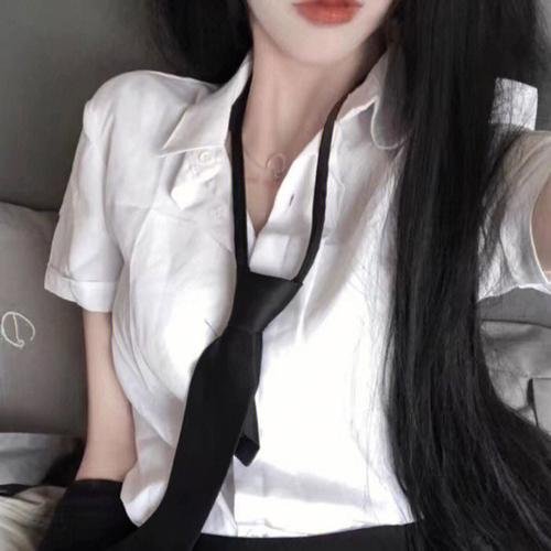 天使与怨灵